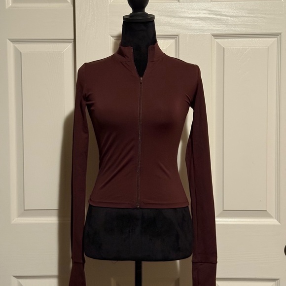 Havea Women's Rich Brown Fitted Zip-Up Athletic Jacket/Top - Picture 1 of 5